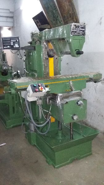 Universal Milling Machine