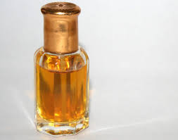 Kewra attar, Packaging Size : 10 Ml