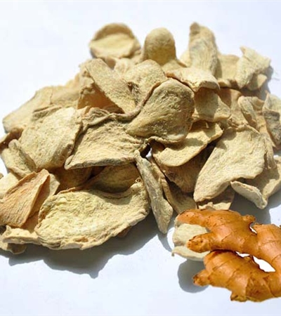 Dehydrated Ginger Flakes, Shelf Life : 1Years