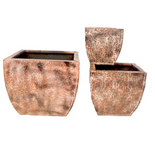 Iron Leizisure planter pots