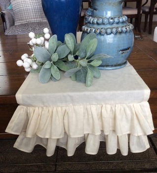 Ruffled Table Cover