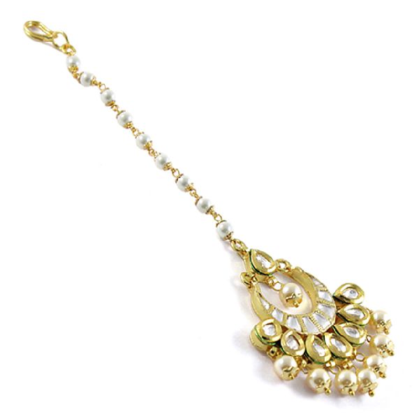 Gold Tone Polish Kundan Maang-Tikka With Pearl Stone