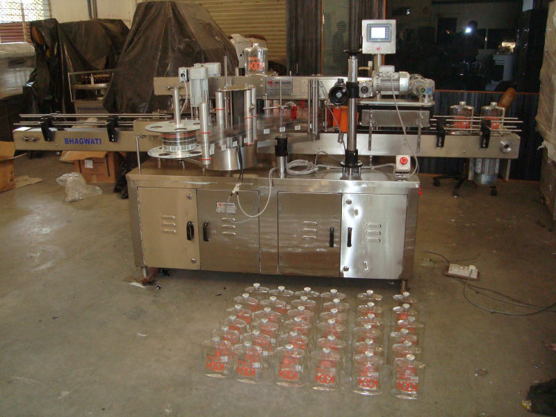 Liquor Bottle Sticker Labeling Machine, Certification : ISO9001