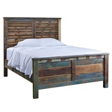 Wood king size bed