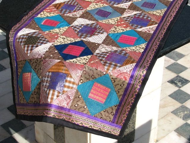 Panpaliya Brocade Table Linen