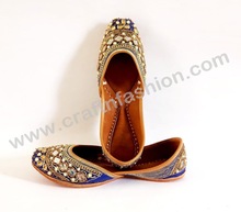 ELEGANCE embroidered slippers