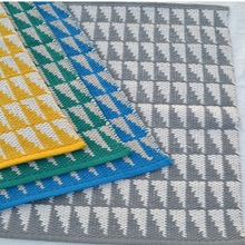 Modern Triangle Floor Mat, for HALLWAY, Feature : Cut Pile