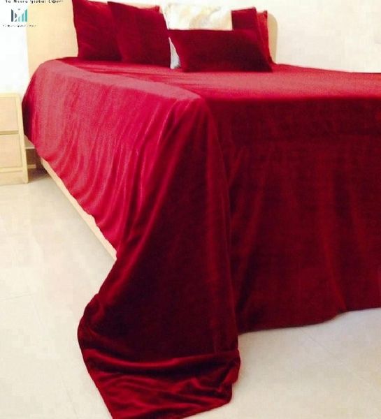 Red Bedspread Coverlet and Pillows Bedding Set