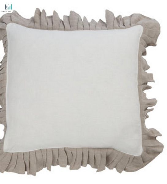 Ruffle Cushion