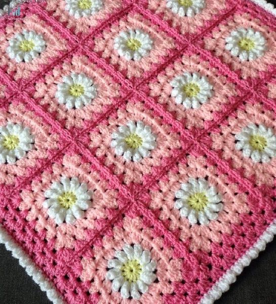 Vintage Small Daisy squares handmade knitted crochet cotton Blanket