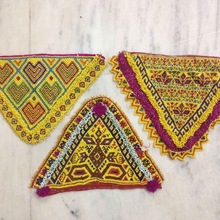 Vintage tribal beaded triangle patches, Size : assorted size