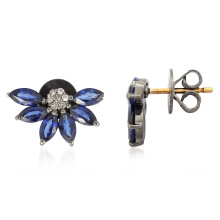 Chic Designs Weight Blue Sapphire Stud Earrings