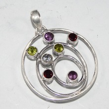 Gemstone handmade pendant, Occasion : Gift