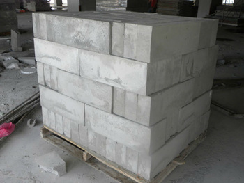 CLC LIGHT WEIGHT BRICKS MACHINERY, Brick Raw Material : Fly Ash