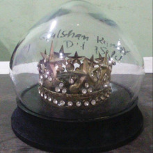 MHC Metal Crown in Glass Dome