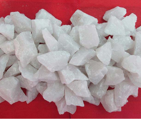 Quartz Lumps, Packaging Type : Packet