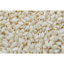 Common sesame seed hulled