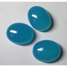 blue polished blue chalcedony gemstone cabochons
