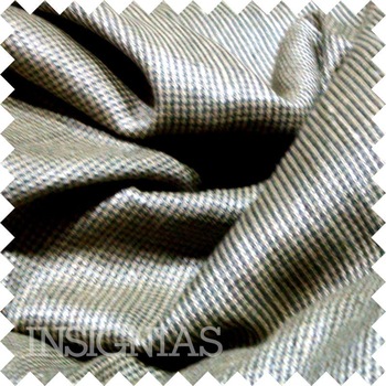 INSIGNIAS Raw Silk Fabrics, Technics : Woven