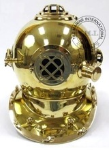 U.S. NAVY MARK IV DIVER'S HELMET