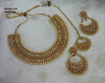 Alloy Gold Plated Necklace Set, Main Stone : Colored Stones Pearls