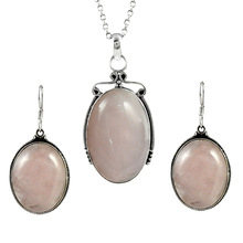 Shiny oval shape rose quartz gemstone