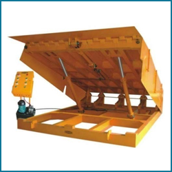 hydraulic dock levelers