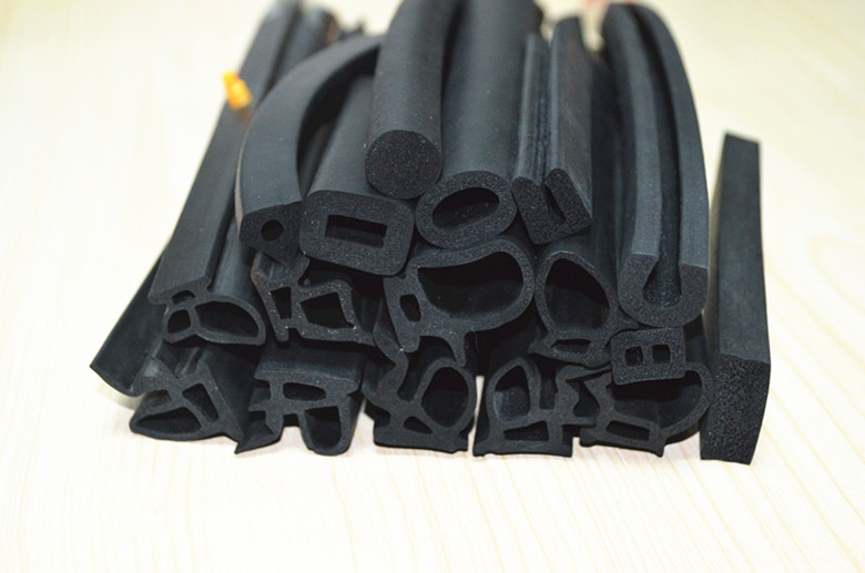 Sponge Rubber Tubes and Sleeves