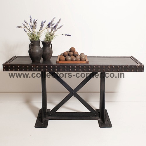 INDUSTRIAL CONSOLE