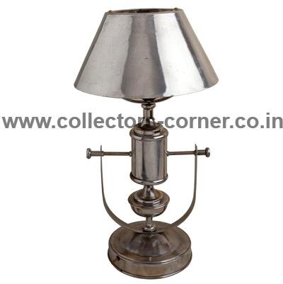 NAUTICAL TABLE LAMP