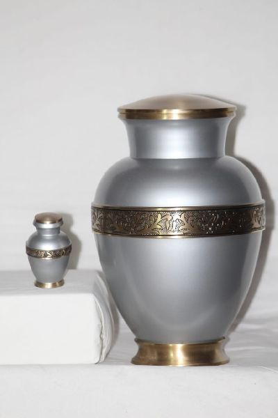 Elsene Silver Brass Urn, Style : Antique