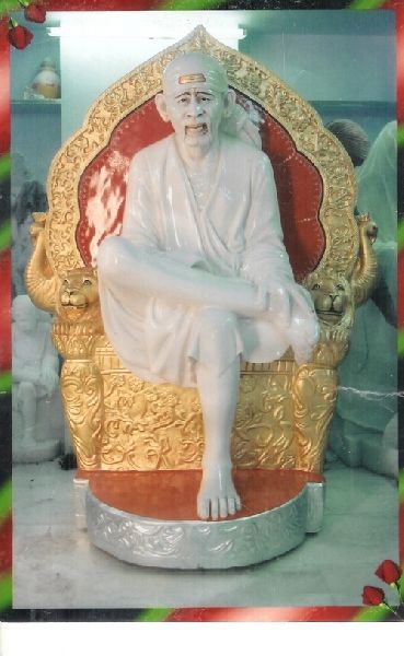 Sai Bhagwan Statue