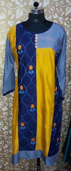Rayon Multicolor Embroidered Kurti, Technics : High Quality Stitched