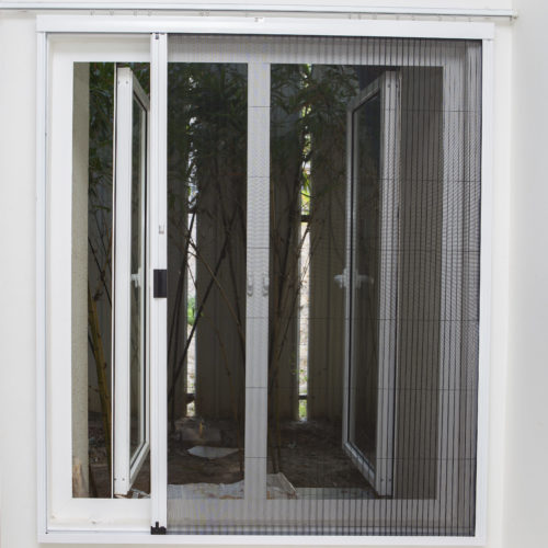 Pleated Mosquito Net System