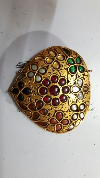 Metal Gold pandent, Feature : Handmade