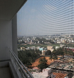 Balcony safety nets