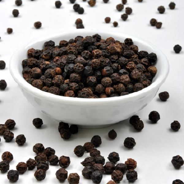 Raw black pepper, Style : Dried