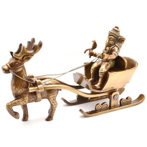 Brass Sleigh Riding Ganesha Statue, Technique : Casting