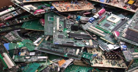 electronics scraps
