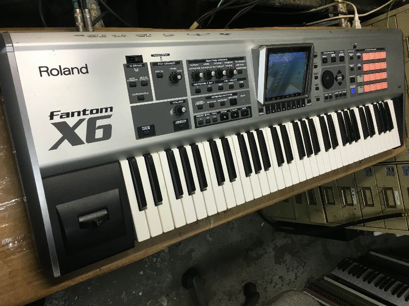 54708円 【50%OFF!】 Roland Fantom-X6 FANTOM-X6