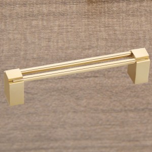 Door & Cabinet Handles