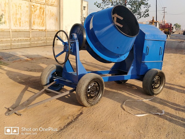 Concrete mixer machine