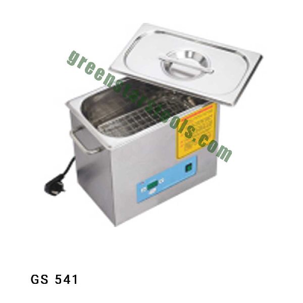 Ultrasonic cleaner for watch
