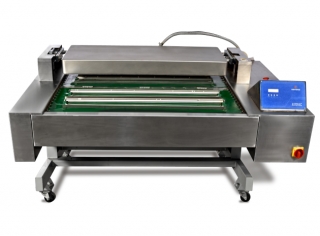 Automatic vacuum packaging machines