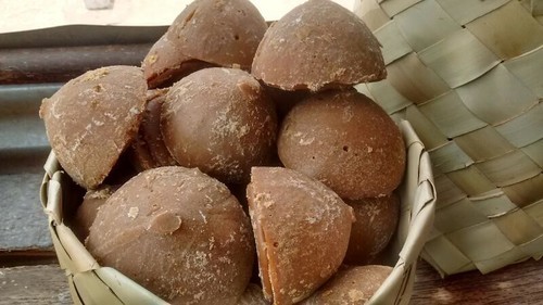 Sugar Mixed Palm Jaggery, Packaging Size : 10-100kg