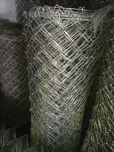 Chain Link Fencing Wire Mesh, Feature : Long Lasting Shine