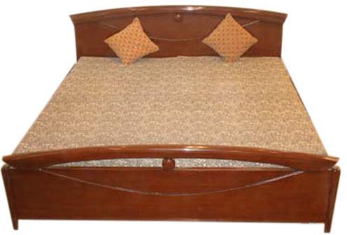 Polished wooden double bed, Feature : High Strength, Quality Tested, Stylish, Termite Proof