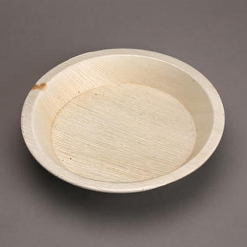 Round Areca Leaf Plain Thali, for Serving Food, Feature : Disposable