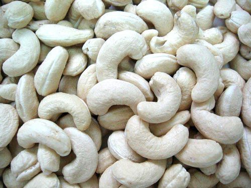 320 Scorched Cashew Nuts