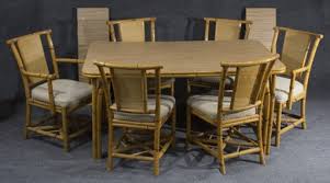 Dotted Bamboo Dining Table, Feature : Durable,  Eco-Friendly,  Non Breakable,  Rust Proof, Stylish Look